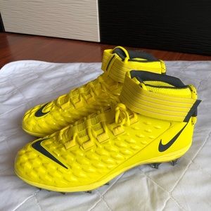 New NIKE Sz 10.5 Force Savage Pro 2 Football Shoes